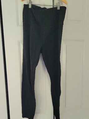 Athleta Black Ultra High Rise Elation 7/8 Tight